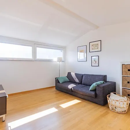 Apartment Casa Elea_ Panoramic Attic In Center Campione d'Italia